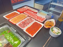 -渝水岸·鲜货火锅(新村7店)