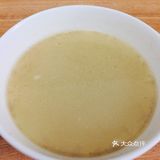 买了多次的椰子，椰子水喝完就扔了，妈妈说好浪费