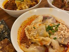 红油抄手-付小姐在成都(中山公园店)