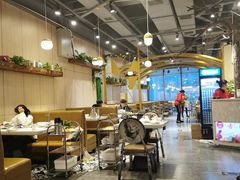 大堂-虾吃虾涮.虾火锅.肉蟹煲(步步高梅溪新天地店)