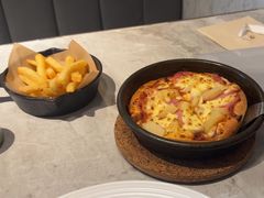 -必胜客(尹山湖歌林公园店)