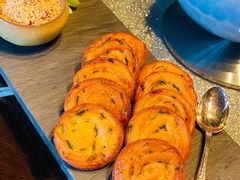 鸭肝酱伴葱油饼-杭州西子湖四季酒店·金沙厅