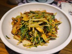 -黄泥岗·地道湖北菜(奥特莱斯店)