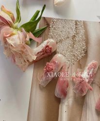 -小乐化妆美甲半永久培训学校