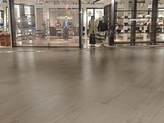 -东荟城名店仓