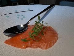 三文鱼温泉蛋配鱼子-Solo(衡山路店)