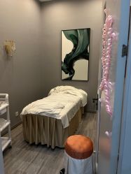 -菩羽·专业美胸·连锁养护中心