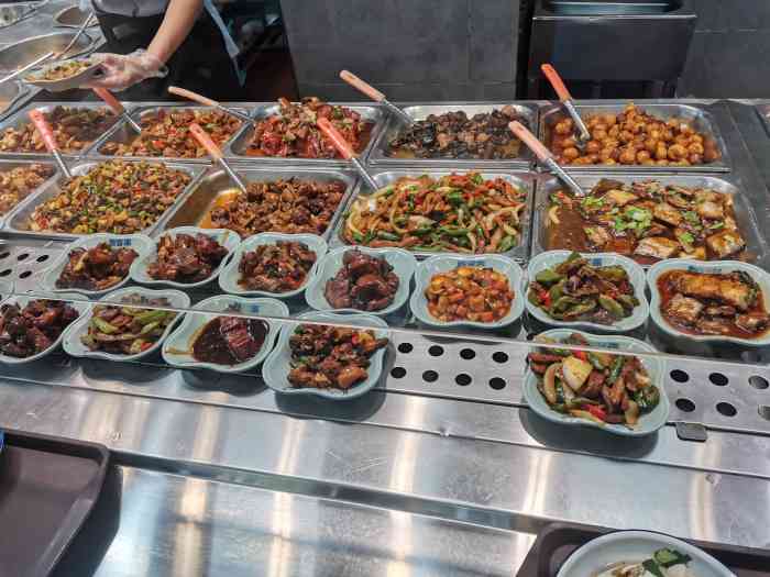新客来大食堂(茸梅路店)-"已经来吃过很多次了,价廉物美.「金针菇.