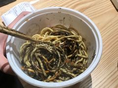 -巷内锅盔(西城都荟店)