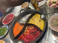 -朱光玉火锅馆·太原旗舰(钟楼街店)