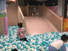 -布鲁豪斯亲子欢乐家庭餐厅