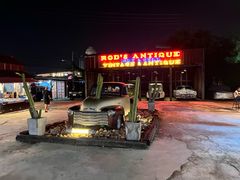 -席娜卡琳火车铁道夜市