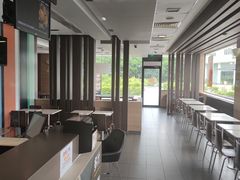 -麦当劳(常山服务区得来速店)