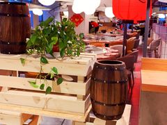 大堂-日进一片海.生腌海鲜火锅.宵夜烧烤(三里屯总店)