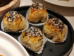 秘制叉烧酥-维园悦谱·海派家常菜(乌鲁木齐南路店)