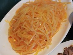 炝土豆丝-李连贵酒家熏肉大饼(昆明街店)