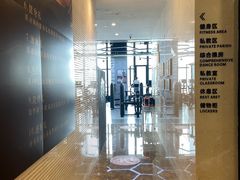-跃动游泳健身俱乐部(新华传媒店)