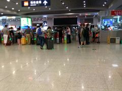 -西安北站(地铁站)