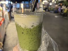 -席娜卡琳火车铁道夜市