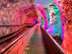 -八奇洞景区