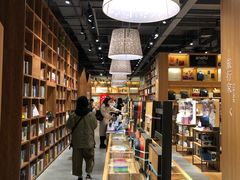-百新书局(尚悦湾店)