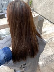 -AKOZO Beauty Salon
