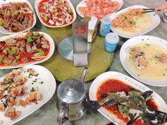 -四川小胡子海鲜(丁村万人海鲜广场店)