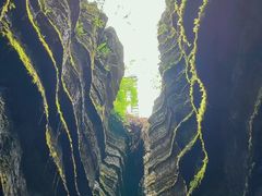 -梭布垭石林景区