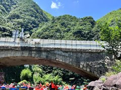 -安吉龙王山峡谷漂流