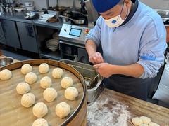 -李与白包子铺(桐梓林店)