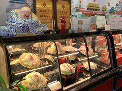 面包甜点陈列柜-御茶膳房皇家糕点博物馆(北京首店)