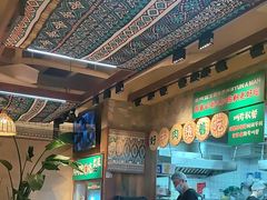 -云阿蛮云南生烫牛肉米线(奉贤路店)