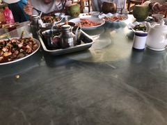 -亚龙湾8号(丁村万人海鲜广场店)