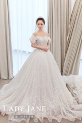 -Lady  Jane高端婚纱礼服馆
