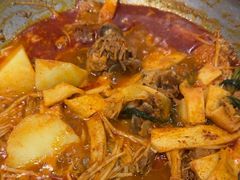 -喇喇排骨火锅·传统韩式脊骨汤(望京西园总店)