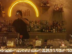 -Shift cocktail bar鸡尾酒吧