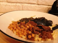 烧椒皮蛋牛肉拌面-拌面小当家