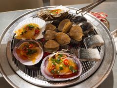 -围炉肉舍•炭烤活鳗•丹东海鲜烤肉(步行街店)