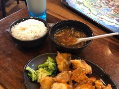 龙利鱼-横琴湾畔餐厅(长隆海洋王国白鲸剧场店)