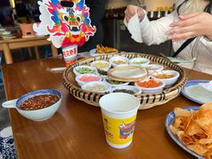 丝娃娃-包整·丝娃娃(一览甲秀楼风景店)