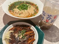 -松鹤面馆·古法焖肉面(观前店)