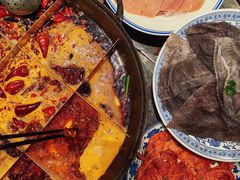 -周小明火锅(黑金冠社区店)