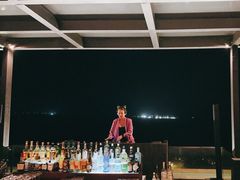 -瑰丽酒店·海吧·天际下午茶·现场DJ·天台酒吧