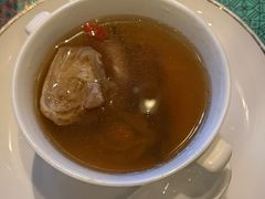 雪莲子石斛炖乌鸡汤-三号黄浦会Canton Table