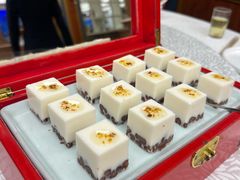 -品海楼·大连海胆锅贴馆(东港店)