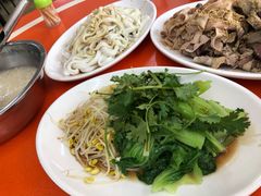 豆芽拼水东芥-水东兴记鸭粥店(茂名店)