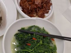 -五谷芳乳鸽王(海景店)