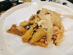 招牌手撕盐焗鸡-金苑酒家·客家菜·广东老字号(万象店)