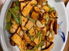 -楚山晓·湖北菜(武汉光谷K11店)