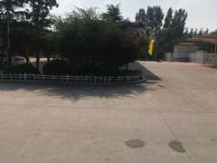 -诸城服务区-停车场